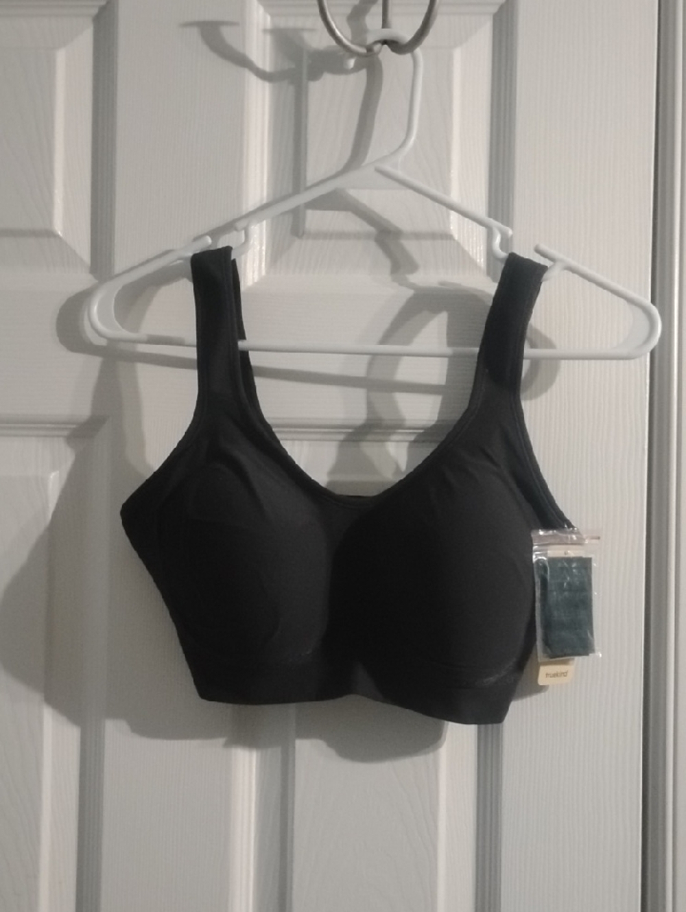 Everyday Comfort Wireless Black Bra with Molded Cups, Size L, 34DD